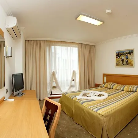Private In Emerald Beach & 5* Apartment Ravda