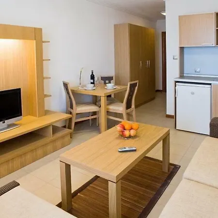 Private In Emerald Beach & 5* Apartamento Ravda