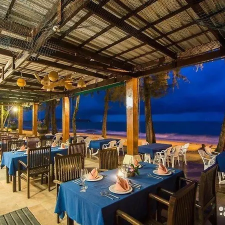 Private In Emerald Beach & 5* Ravda